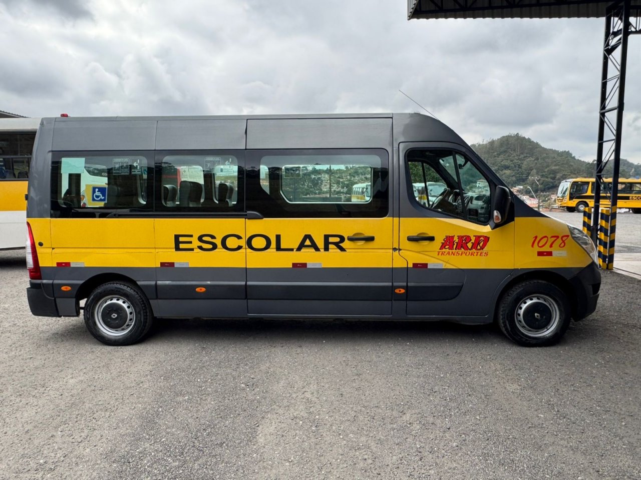 Renault/Master Vip L3H2 16 Lugares 2015-2016