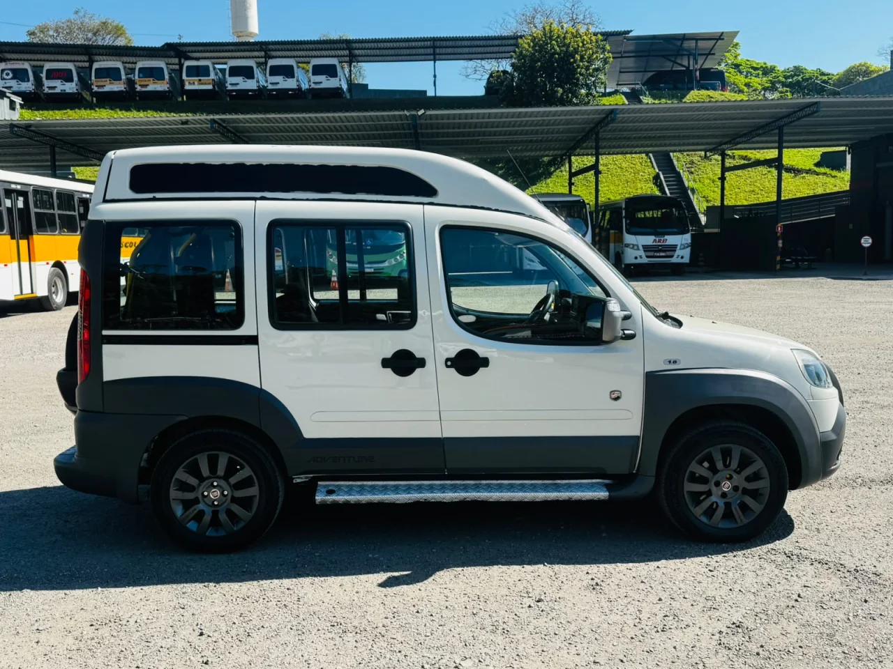 Fiat Doblo Adventure 1.8 Flex 2016/2016
