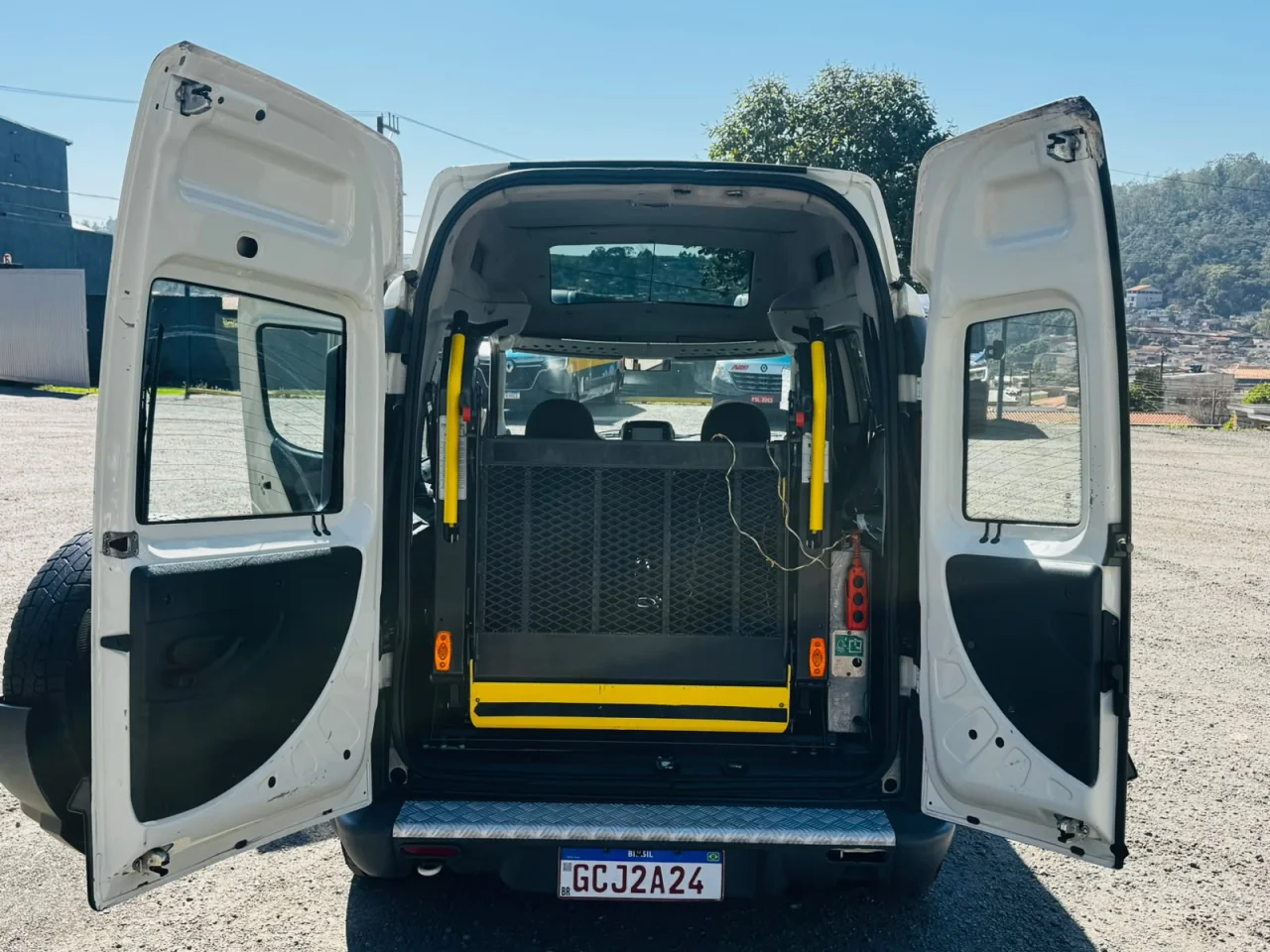 Fiat Doblo Adventure 1.8 Flex 2016/2016